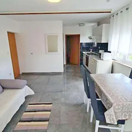 Apartment Poljubac