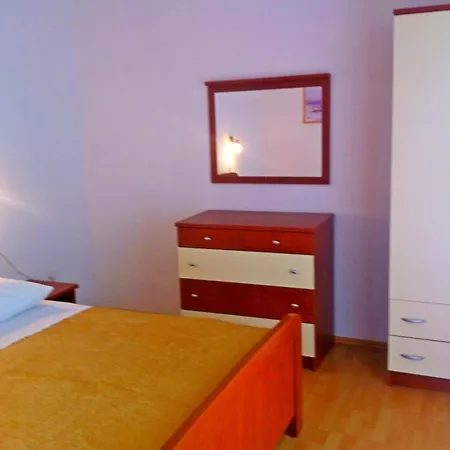 Apartment Poljubac Ljubac (Zadar)